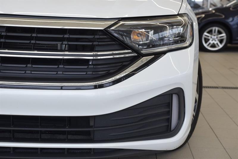 volkswagen Jetta 2022 - 4