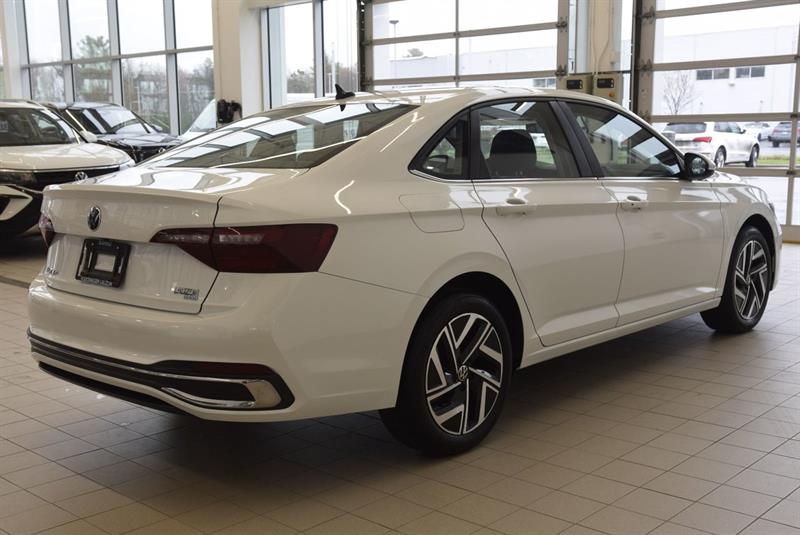 volkswagen Jetta 2022 - 15