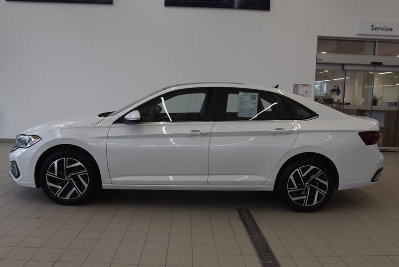 volkswagen Jetta 2022 - 17