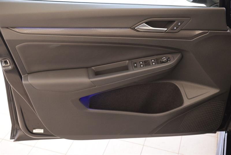 volkswagen Golf GTI 2024 - 17