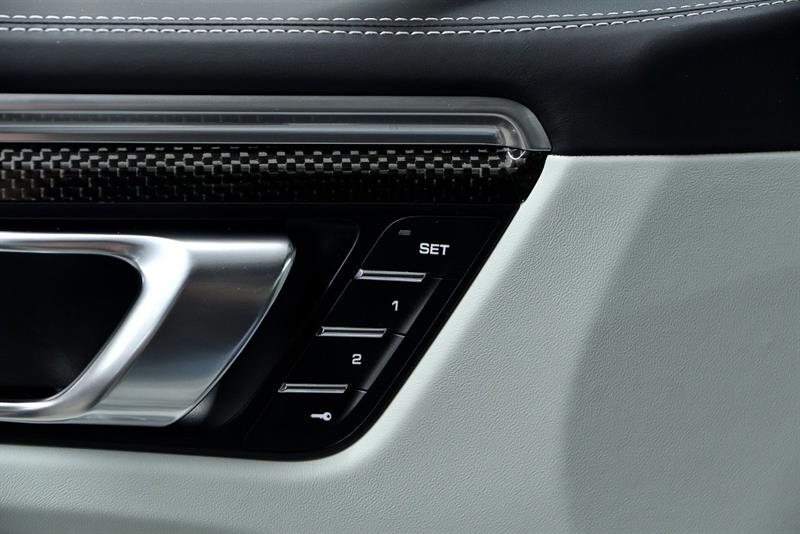 porsche Macan 2022 - 43