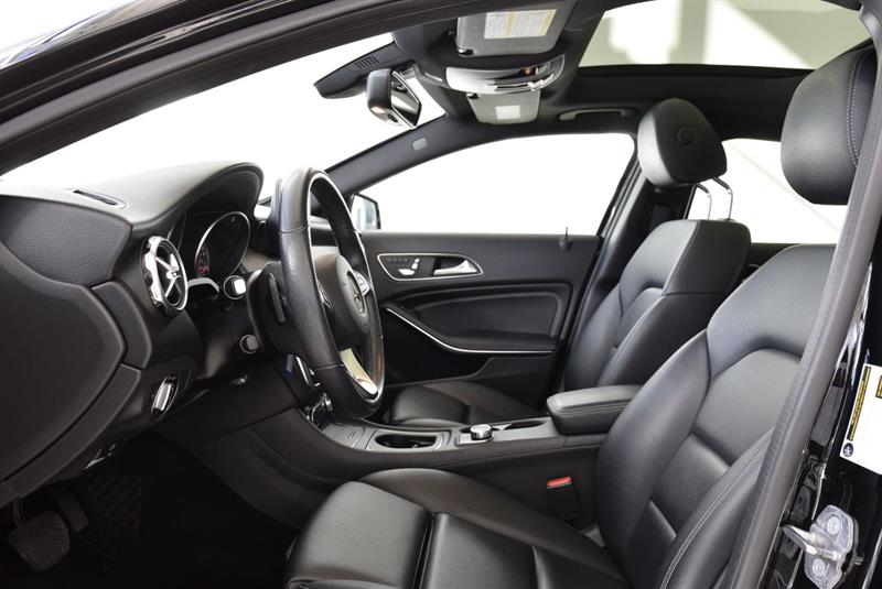 mercedes-benz GLA 2019 - 17