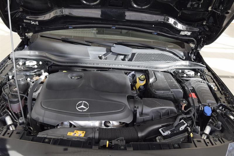 mercedes-benz GLA 2019 - 30