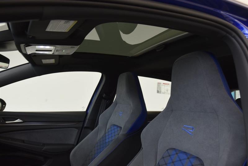 volkswagen Golf R 2025 - 9