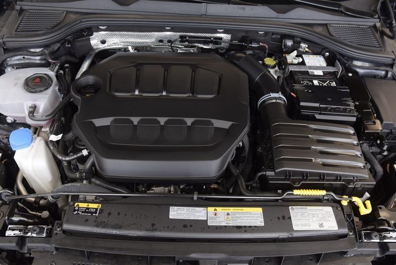 volkswagen Golf R 2025 - 19