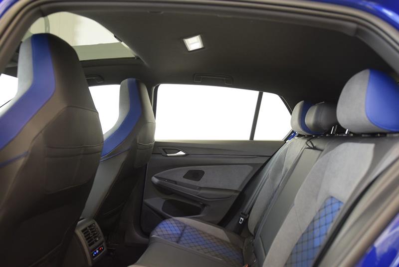 volkswagen Golf R 2025 - 24