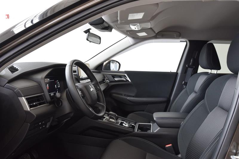 mitsubishi Outlander Plug-In Hybrid 2024 - 21