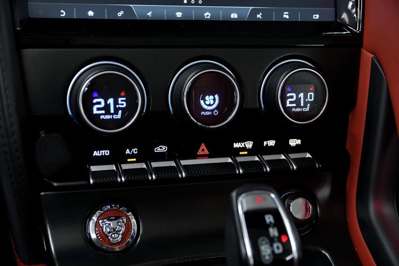 jaguar F-TYPE 2015 - 24