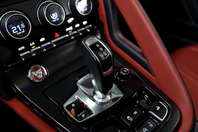 jaguar F-TYPE 2015 - 25