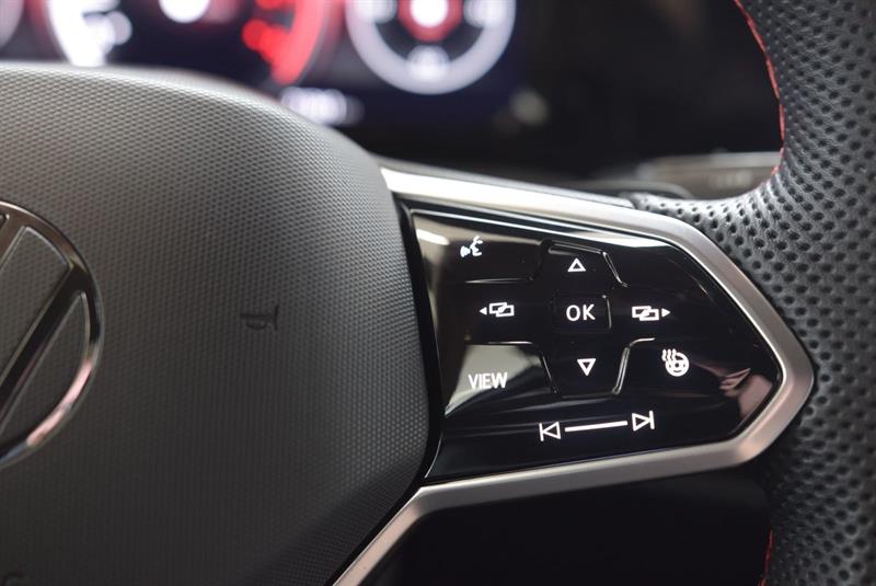 volkswagen Golf GTI 2023 - 25