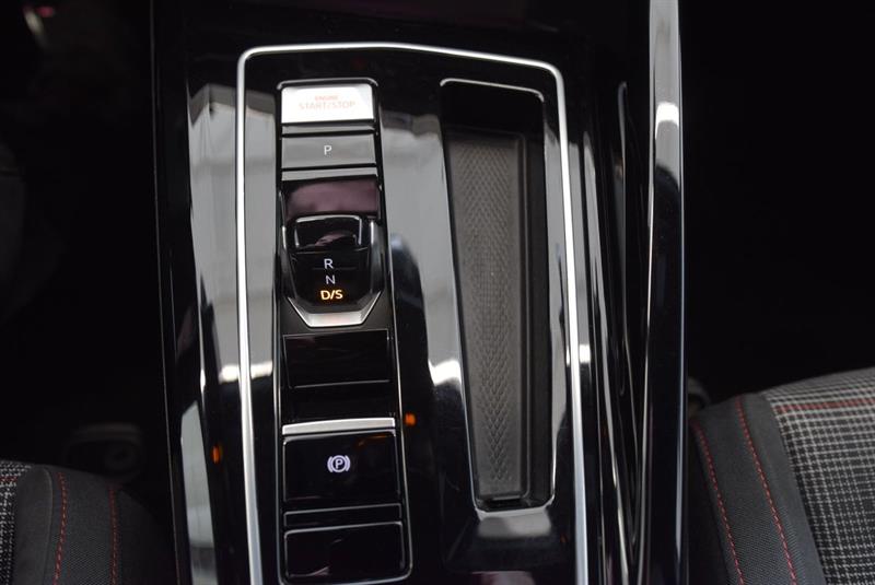 volkswagen Golf GTI 2023 - 29