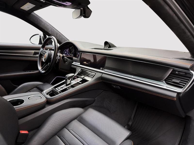 porsche Panamera 2023 - 24