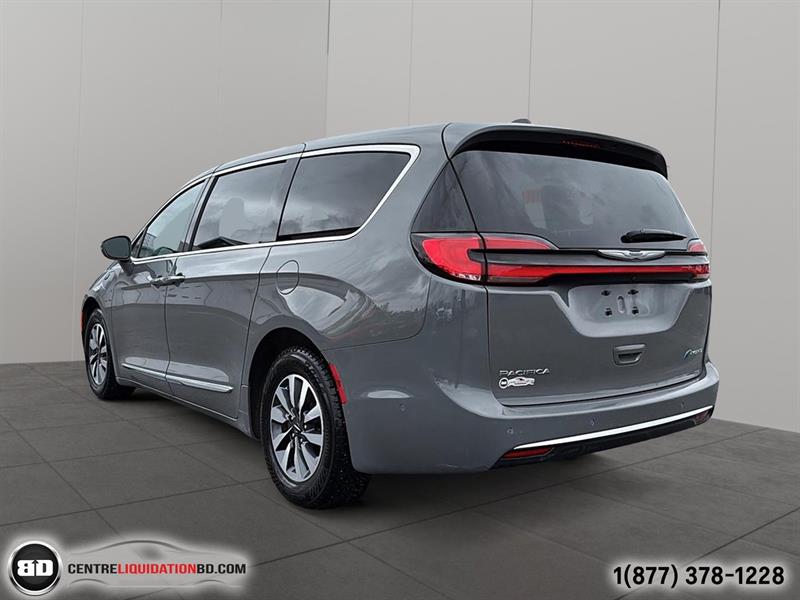 chrysler Pacifica Hybrid 2022 - 8