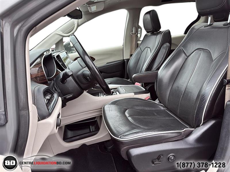 chrysler Pacifica Hybrid 2022 - 13