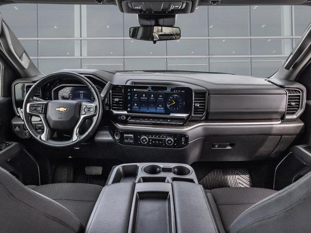 chevrolet Silverado 1500 2025 - 24