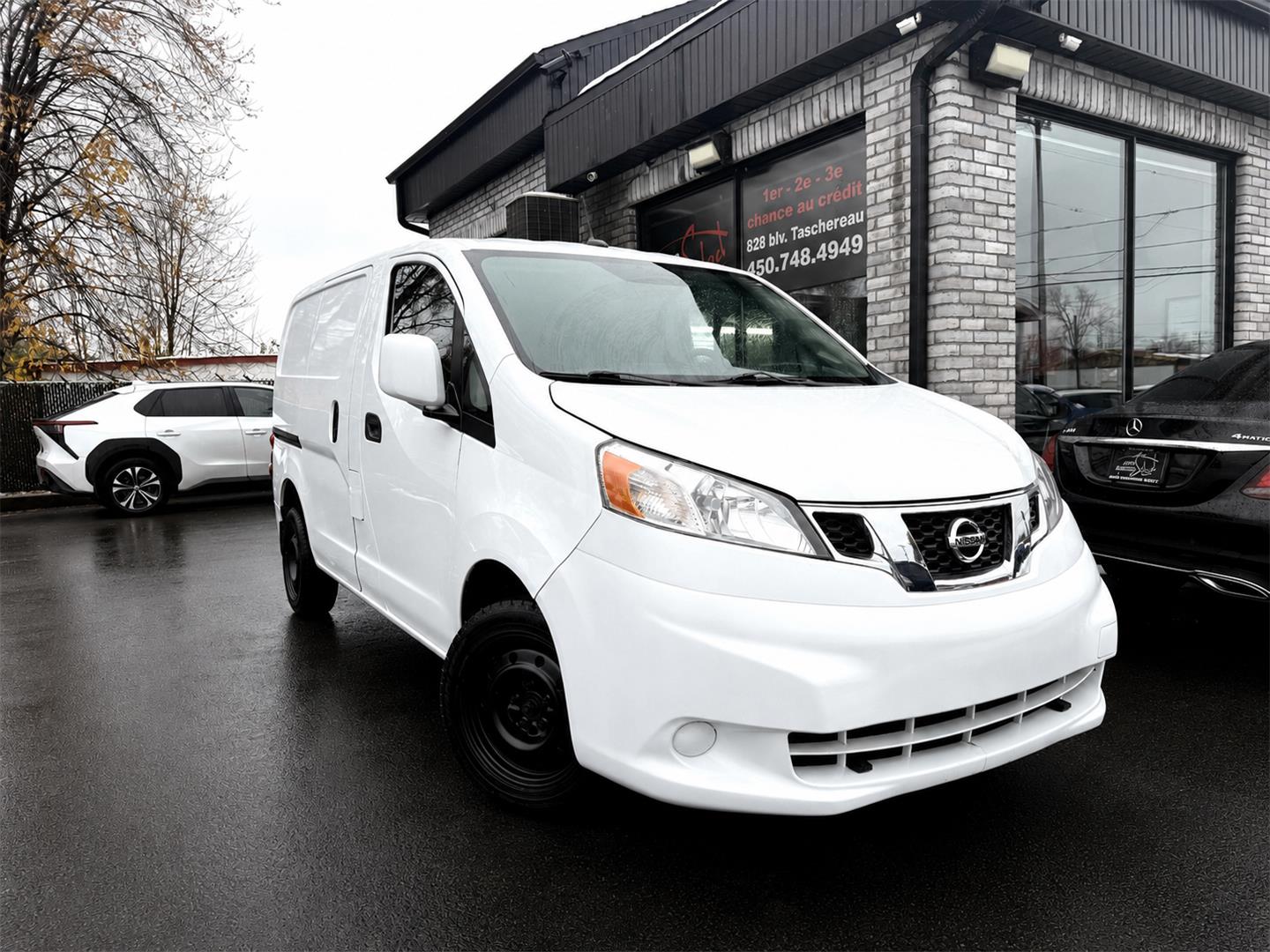 nissan NV200 2016