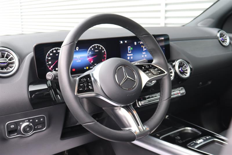mercedes-benz GLA 2025 - 8