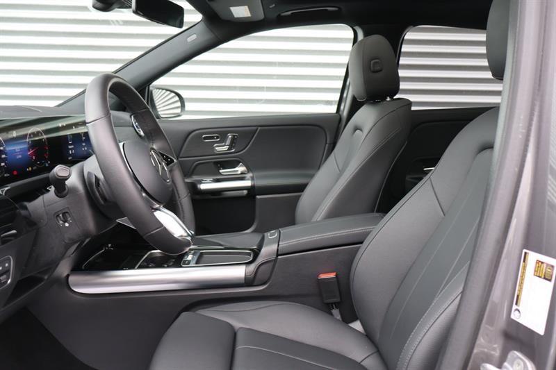 mercedes-benz GLA 2025 - 10