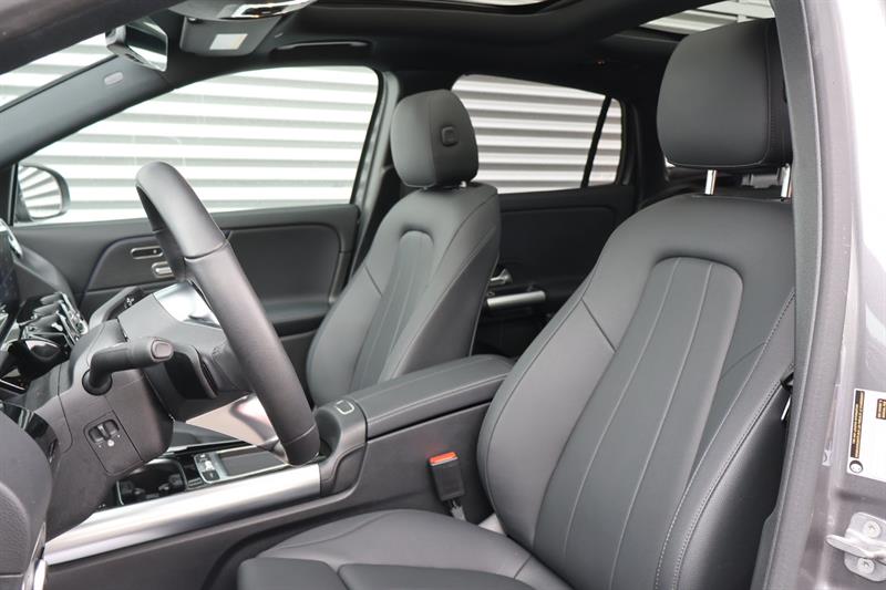mercedes-benz GLA 2025 - 11