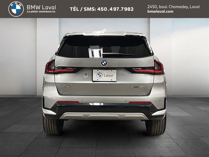 bmw X1 2023 - 8