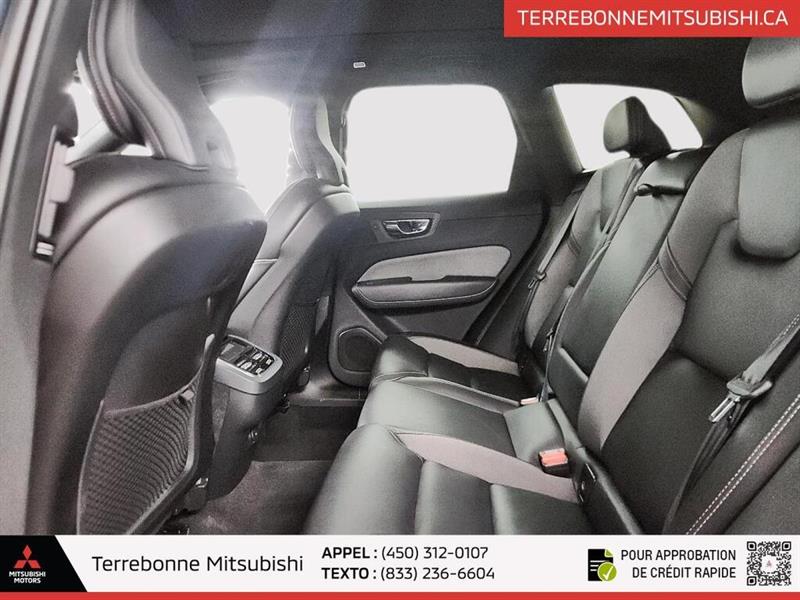 volvo XC60 2022 - 8