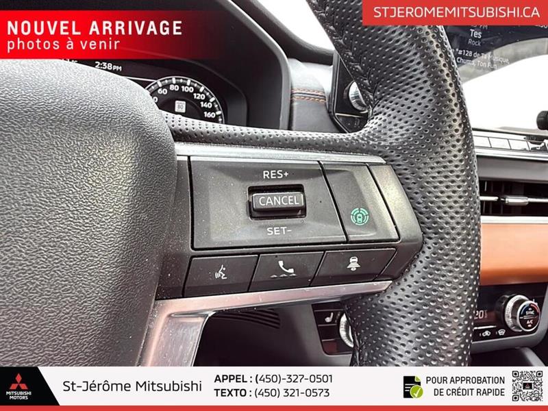 mitsubishi Outlander 2022 - 14