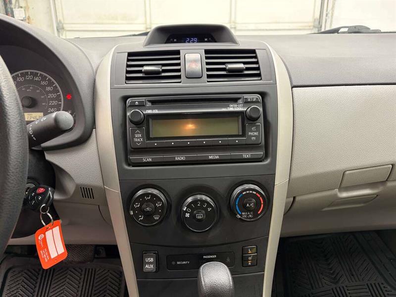 toyota Corolla 2013 - 22