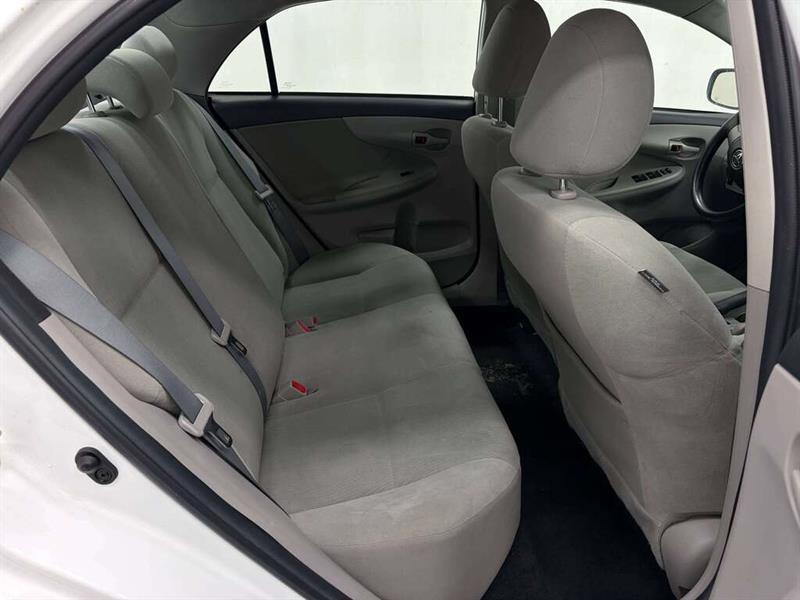 toyota Corolla 2013 - 24