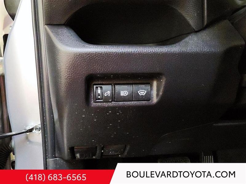 toyota RAV4 2025 - 11