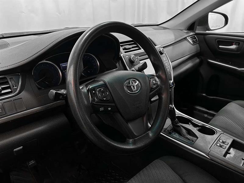 toyota Camry 2017 - 8