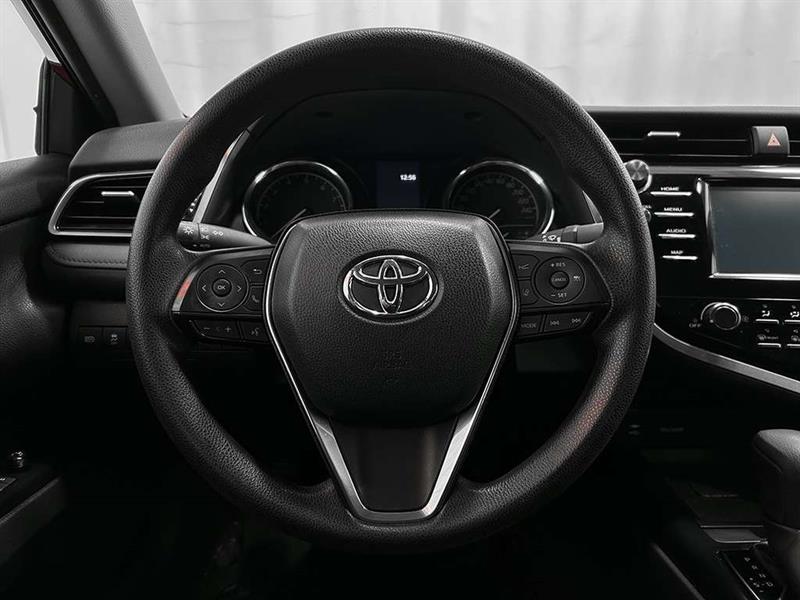 toyota Camry 2019 - 13