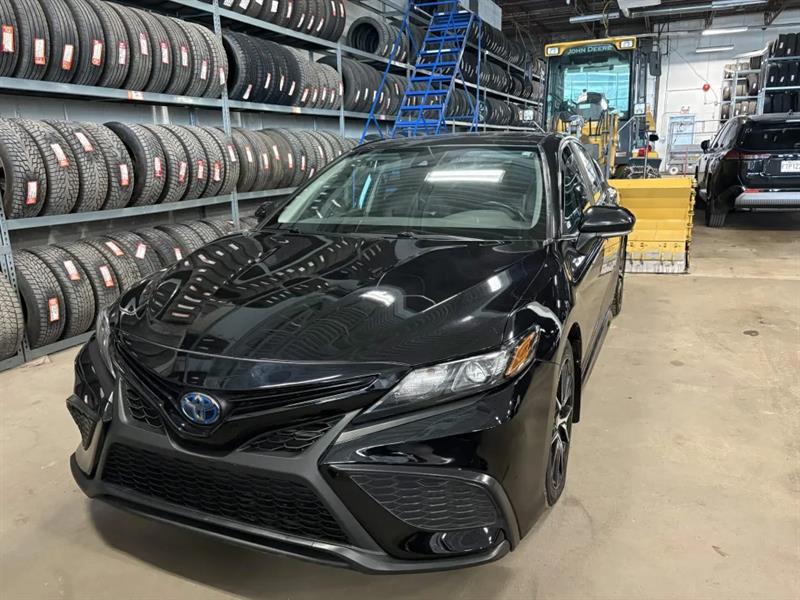 toyota Camry Hybrid 2022
