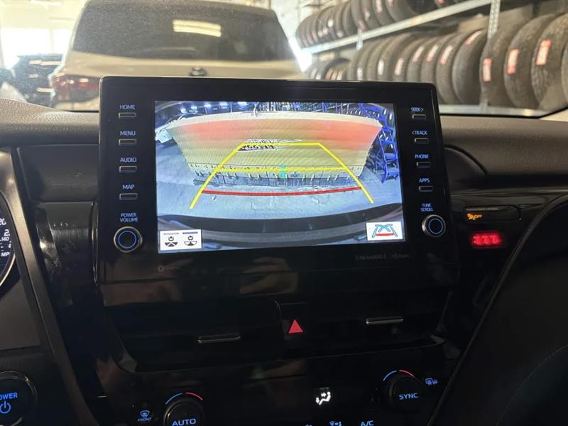 toyota Camry Hybrid 2022 - 8