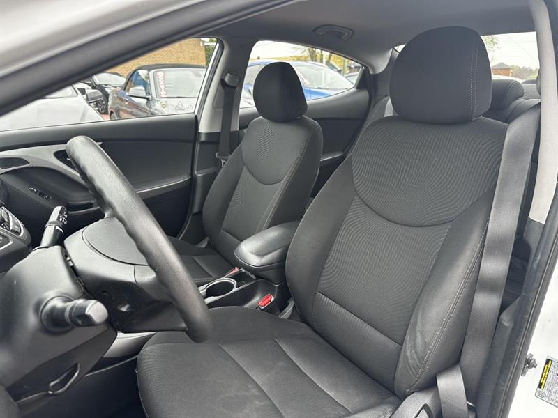 hyundai Elantra 2015 - 14