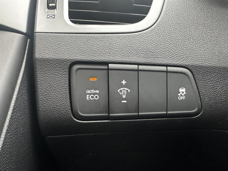 hyundai Elantra 2015 - 16