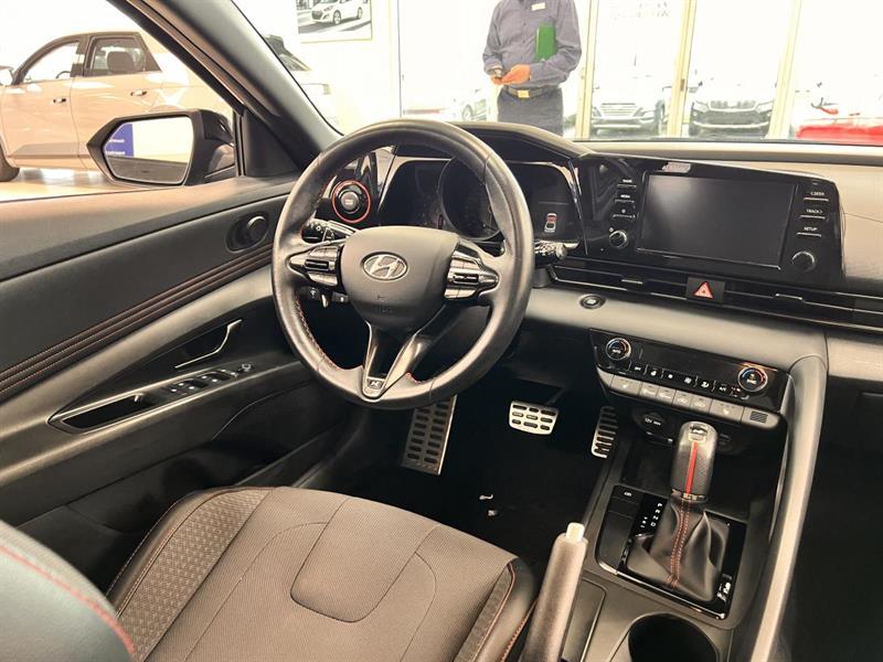 hyundai Elantra 2022 - 12