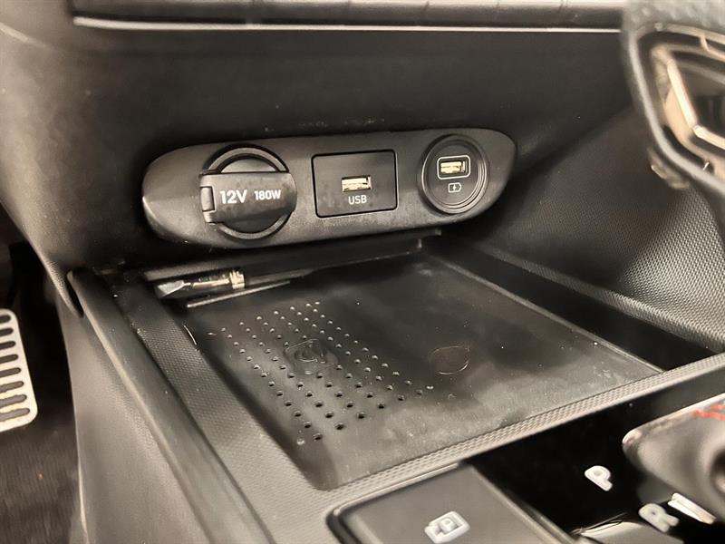 hyundai Elantra 2022 - 25