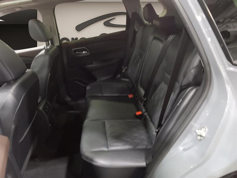 nissan Rogue 2023 - 25