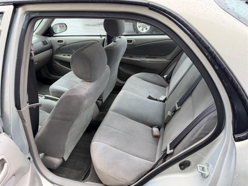 toyota Corolla 2002 - 13
