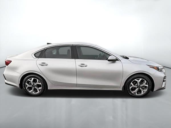 kia Forte 2020 - 8