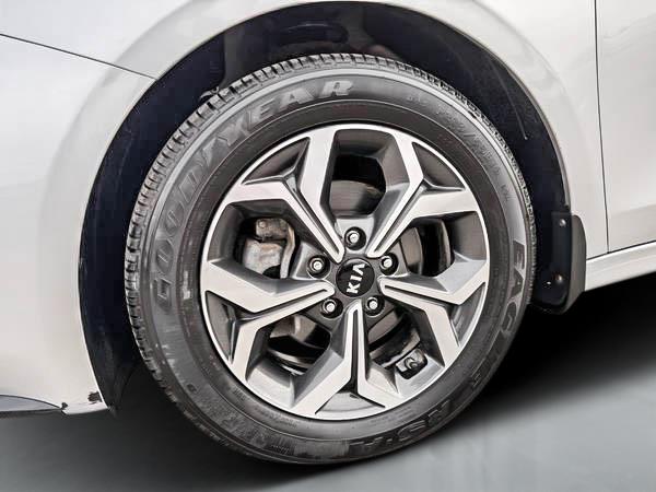 kia Forte 2020 - 9