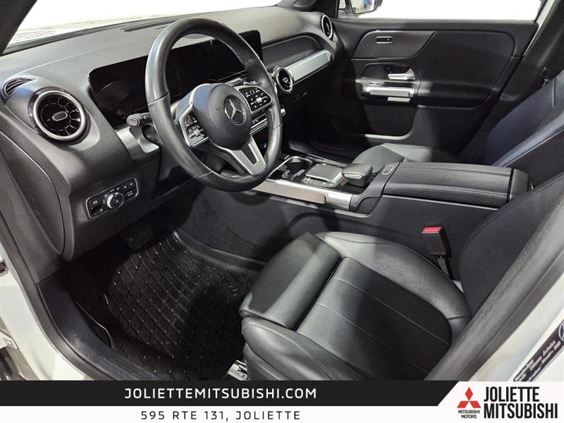 mercedes-benz GLB 250 2022 - 31