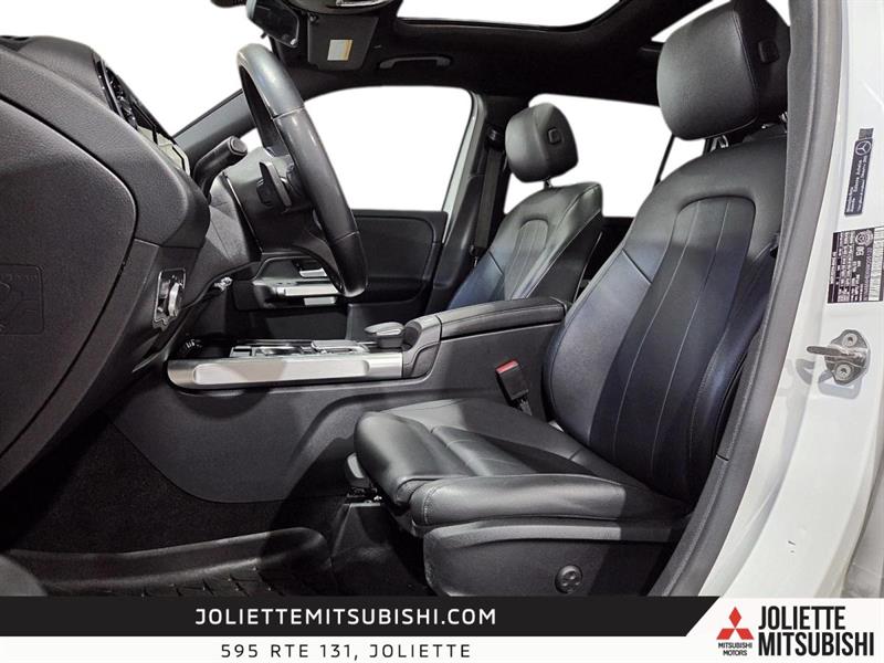 mercedes-benz GLB 250 2022 - 32