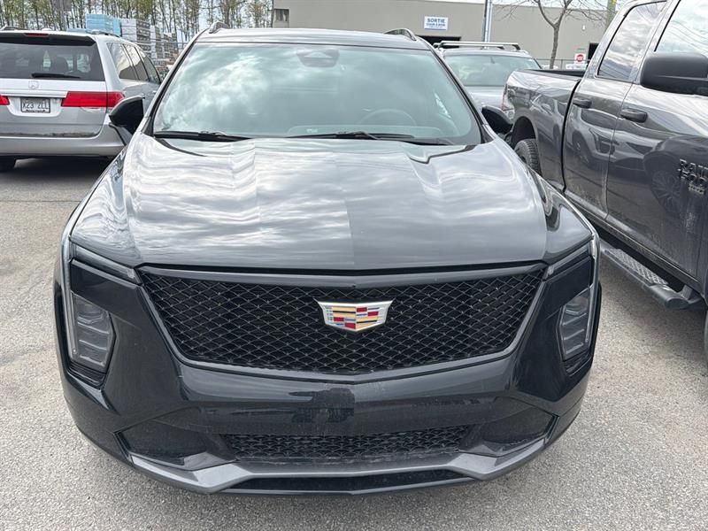 cadillac XT4 2024