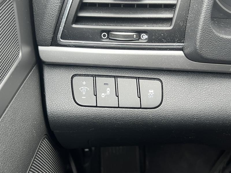 hyundai Elantra 2018 - 24