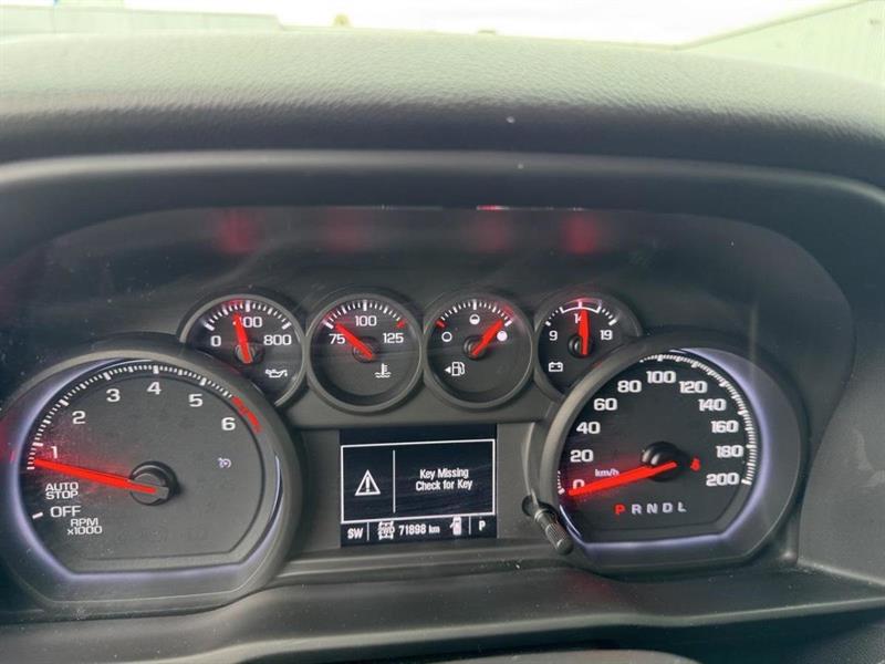 chevrolet SILVERADO K1500 TRAIL CUS 2022 - 13