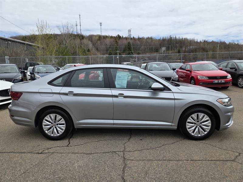 volkswagen Jetta 2019 - 4