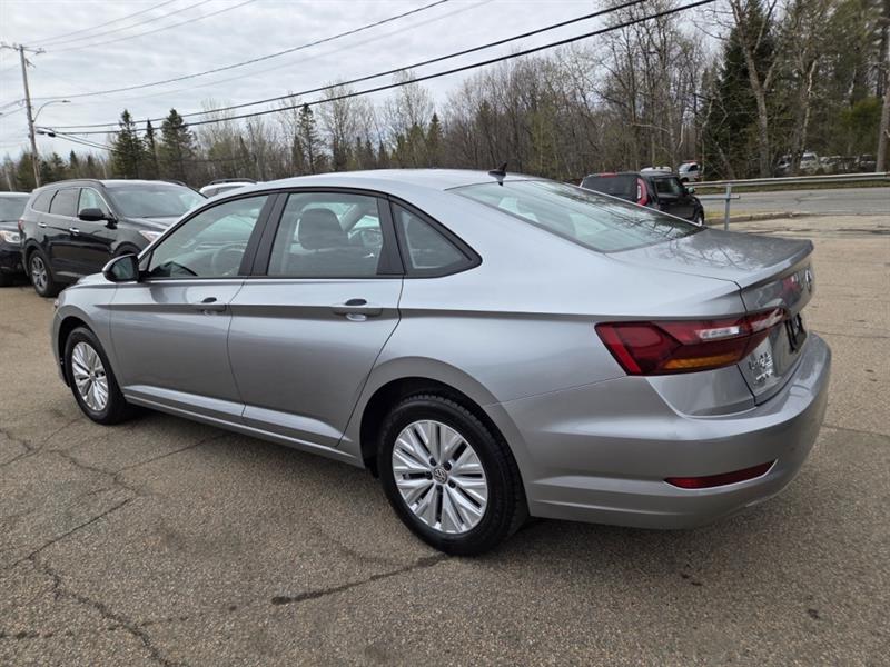 volkswagen Jetta 2019 - 9