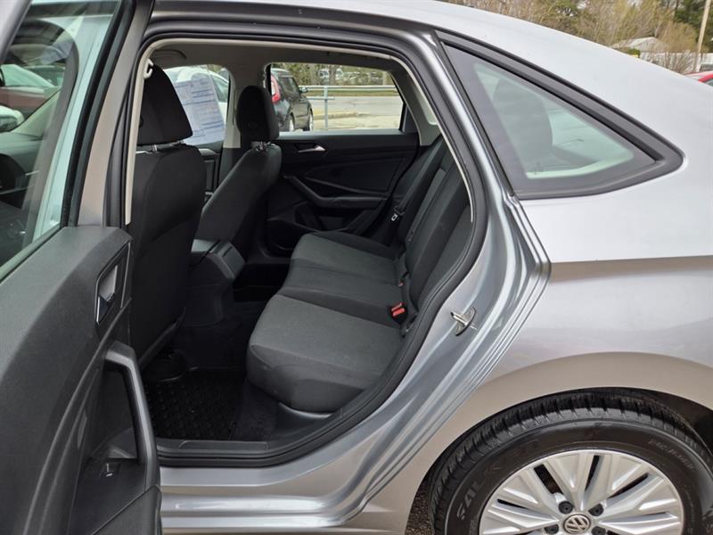 volkswagen Jetta 2019 - 14