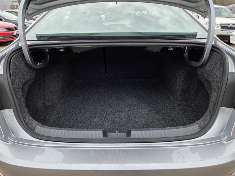 volkswagen Jetta 2019 - 15